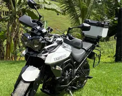 TRIUMPH TIGER 800 XR TRIUMPH TIGER 800 XR