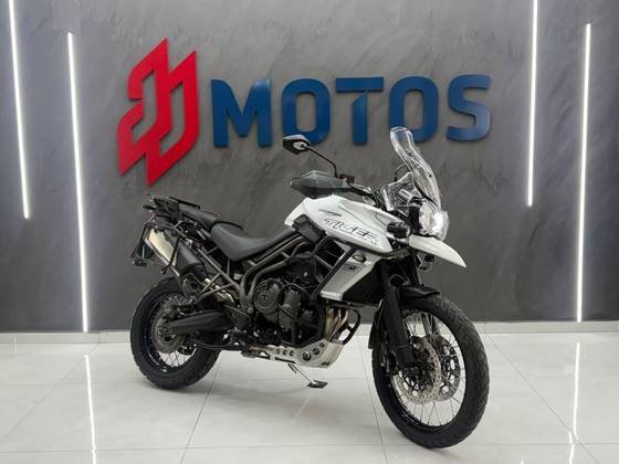 TRIUMPH TIGER 800 XCX 
