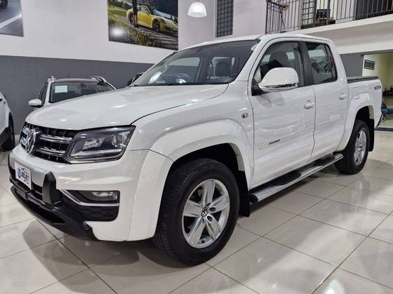 VOLKSWAGEN AMAROK 3.0 V6 TDI DIESEL HIGHLINE CD 4MOTION AUTOMÁTICO