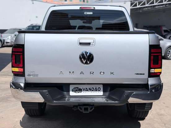 VOLKSWAGEN-AMAROK-2024