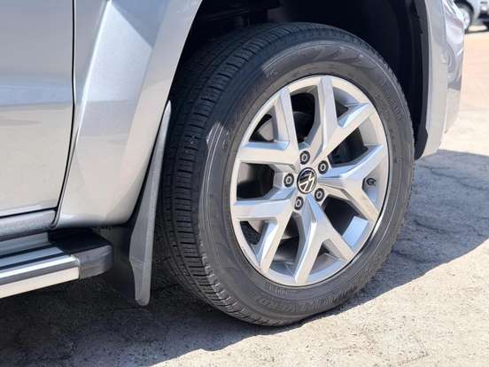VOLKSWAGEN-AMAROK-2024