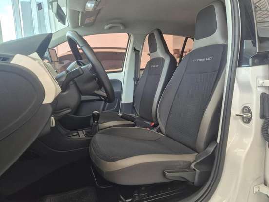 VOLKSWAGEN-CROSS UP-1.0 TSI 12V FLEX 4P MANUAL VOLKSWAGEN-CROSS UP-2016