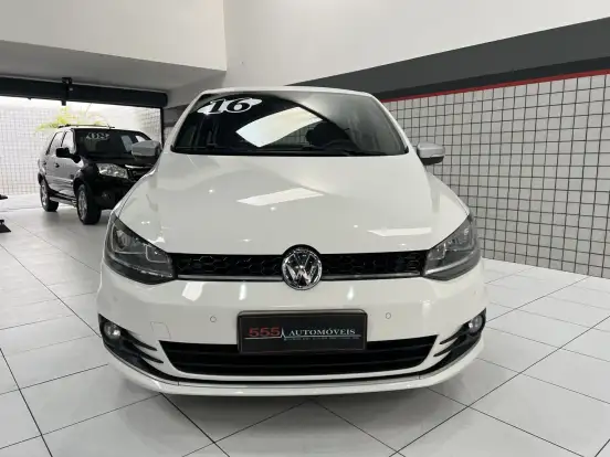 VOLKSWAGEN-FOX-1.6 MI ROCK IN RIO 8V FLEX 4P MANUAL VOLKSWAGEN-FOX-2015
