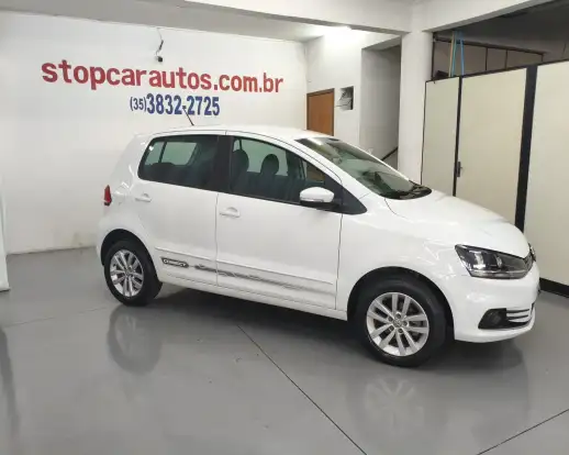 VOLKSWAGEN-FOX-2019