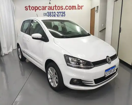 VOLKSWAGEN-FOX-2019