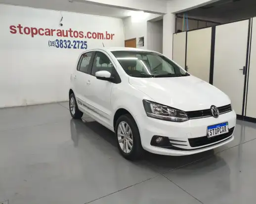 VOLKSWAGEN-FOX-2019
