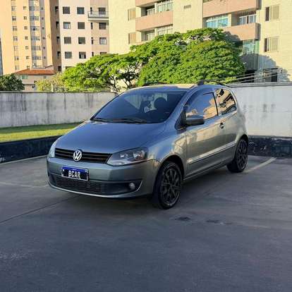 VOLKSWAGEN-FOX-2010