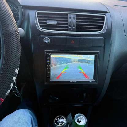 VOLKSWAGEN-FOX-2010