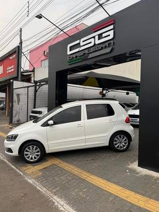 VOLKSWAGEN FOX 1.0 MPI TRENDLINE 12V FLEX 4P MANUAL