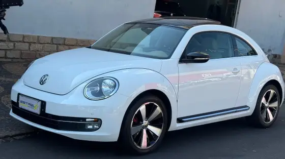 VOLKSWAGEN FUSCA 2.0 TSI 16V GASOLINA 2P AUTOMÁTICO