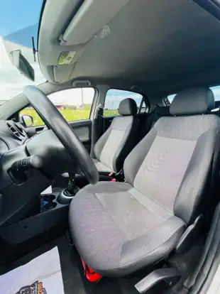 VOLKSWAGEN-GOL-2012