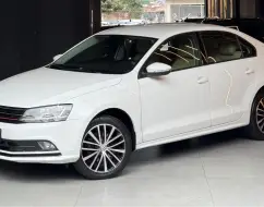 VOLKSWAGEN JETTA 1.4 250 TSI TOTAL FLEX COMFORTLINE TIPTRONIC VOLKSWAGEN JETTA 1.4 250 TSI TOTAL FLEX COMFORTLINE TIPTRONIC