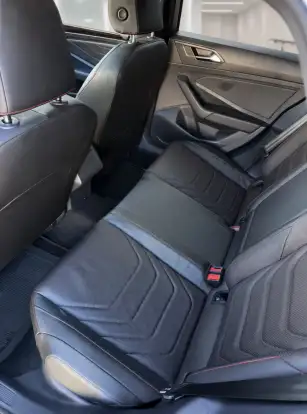 VOLKSWAGEN-JETTA-2023