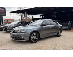 VOLKSWAGEN JETTA 2.0 TSI HIGHLINE 211CV GASOLINA 4P TIPTRONIC VOLKSWAGEN JETTA 2.0 TSI HIGHLINE 211CV GASOLINA 4P TIPTRONIC