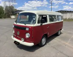 VOLKSWAGEN KOMBI 1.6 MI STD LOTAÇÃO 8V GASOLINA 3P MANUAL VOLKSWAGEN KOMBI 1.6 MI STD LOTAÇÃO 8V GASOLINA 3P MANUAL