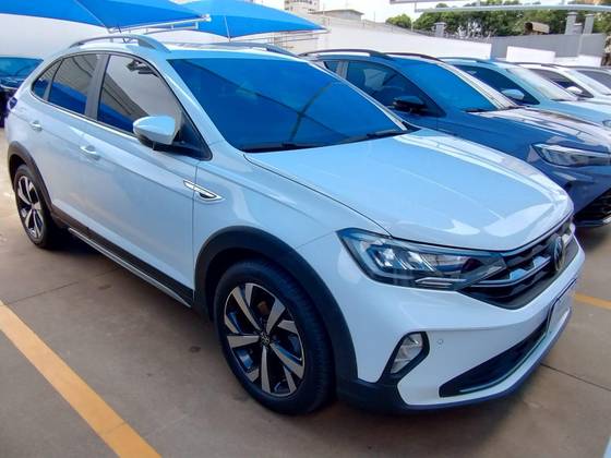 VOLKSWAGEN NIVUS 1.0 200 TSI TOTAL FLEX HIGHLINE AUTOMÁTICO