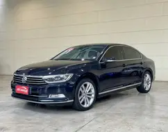VOLKSWAGEN PASSAT 2.0 16V TSI BLUEMOTION GASOLINA HIGHLINE 4P DSG VOLKSWAGEN PASSAT 2.0 16V TSI BLUEMOTION GASOLINA HIGHLINE 4P DSG