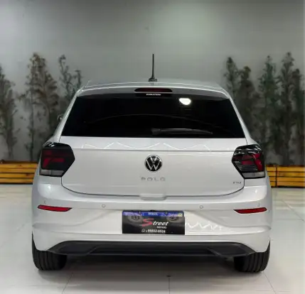 VOLKSWAGEN-POLO-2024