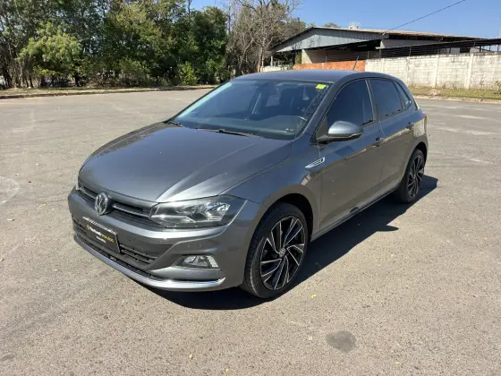 VOLKSWAGEN POLO 1.0 200 TSI HIGHLINE AUTOMÁTICO