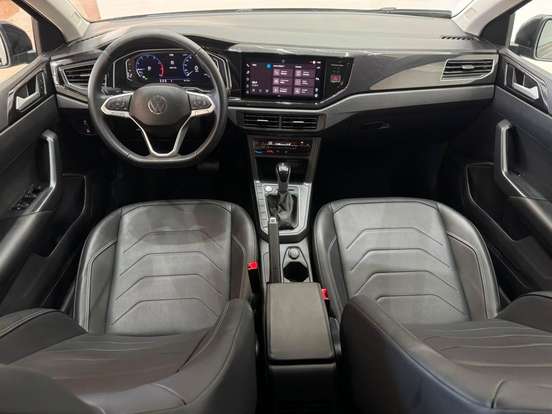 VOLKSWAGEN-POLO-1.0 170 TSI HIGHLINE AUTOMÁTICO VOLKSWAGEN-POLO-2023