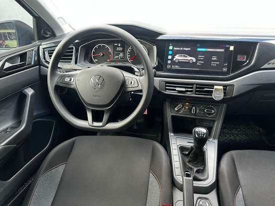 VOLKSWAGEN-POLO-2025