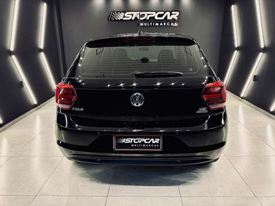 VOLKSWAGEN-POLO-2018