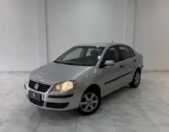 VOLKSWAGEN POLO SEDAN 1.6 MI COMFORTLINE 8V FLEX 4P MANUAL VOLKSWAGEN POLO SEDAN 1.6 MI COMFORTLINE 8V FLEX 4P MANUAL
