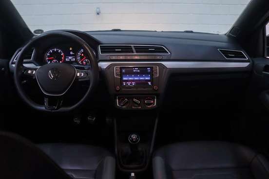 VOLKSWAGEN-SAVEIRO-2024