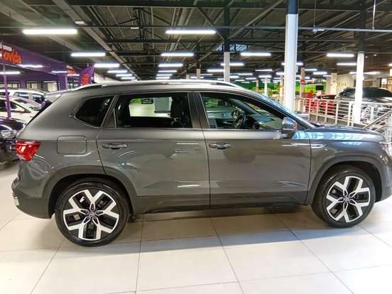 VOLKSWAGEN-TAOS-1.4 250 TSI TOTAL FLEX HIGHLINE AUTOMÁTICO VOLKSWAGEN-TAOS-2024