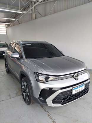 VOLKSWAGEN-TAOS-2025