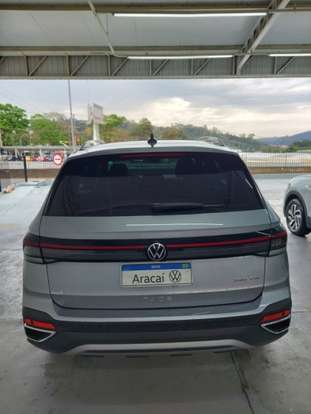 VOLKSWAGEN-TAOS-2025