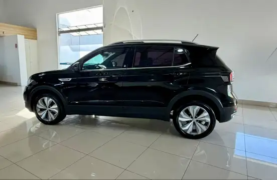 VOLKSWAGEN-T-CROSS-2019