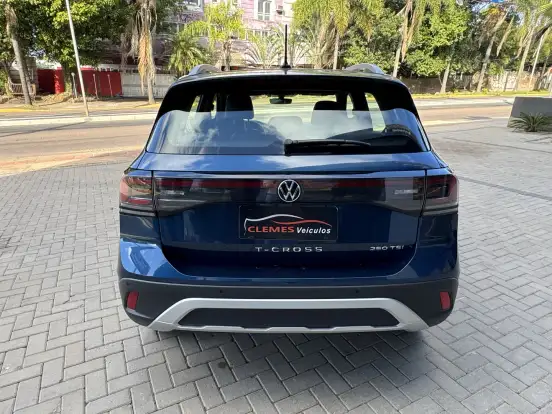 VOLKSWAGEN-T-CROSS-2024