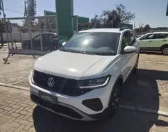 VOLKSWAGEN T-CROSS 1.0 200 TSI TOTAL FLEX AUTOMÁTICO VOLKSWAGEN T-CROSS 1.0 200 TSI TOTAL FLEX AUTOMÁTICO