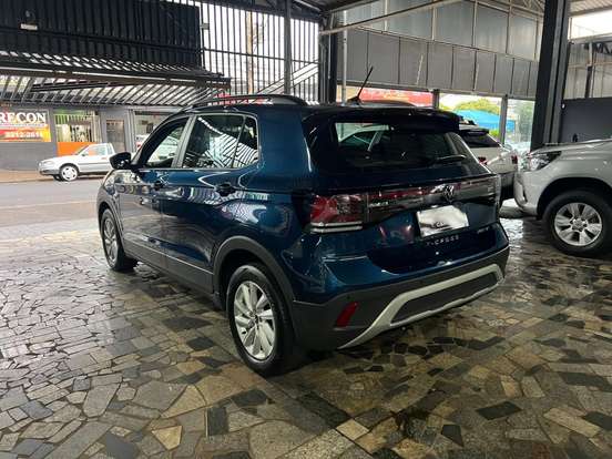 VOLKSWAGEN-T-CROSS-2024