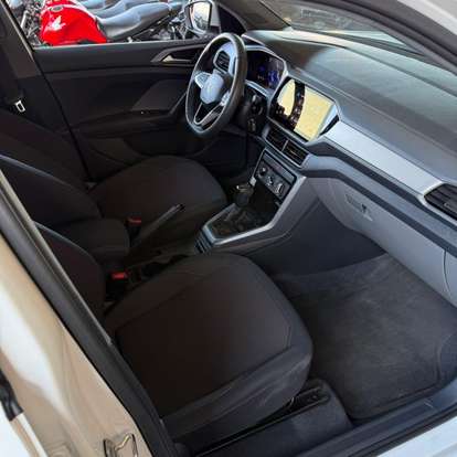 VOLKSWAGEN-T-CROSS-1.0 200 TSI TOTAL FLEX AUTOMÁTICO VOLKSWAGEN-T-CROSS-2023