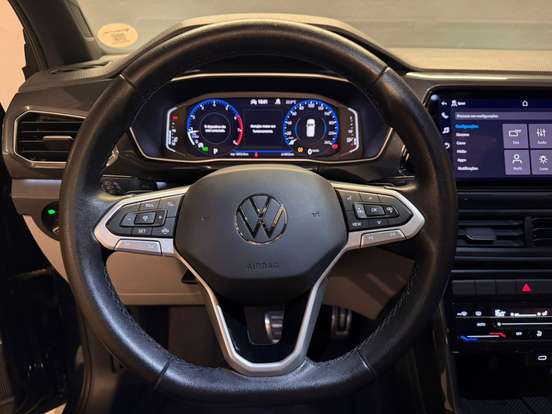 VOLKSWAGEN-T-CROSS-2023