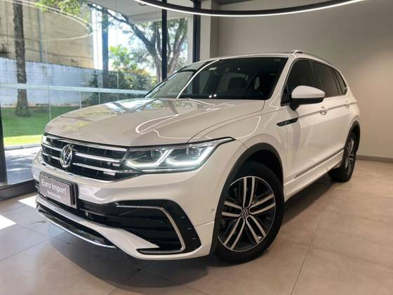 VOLKSWAGEN TIGUAN 2.0 300 TSI GASOLINA ALLSPACE R-LINE AUTOMÁTICO