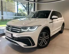 VOLKSWAGEN TIGUAN 2.0 300 TSI GASOLINA ALLSPACE R-LINE AUTOMÁTICO VOLKSWAGEN TIGUAN 2.0 300 TSI GASOLINA ALLSPACE R-LINE AUTOMÁTICO