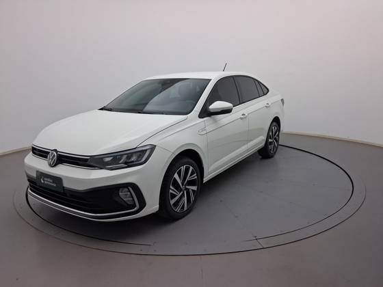VOLKSWAGEN VIRTUS 1.0 200 TSI HIGHLINE AUTOMÁTICO