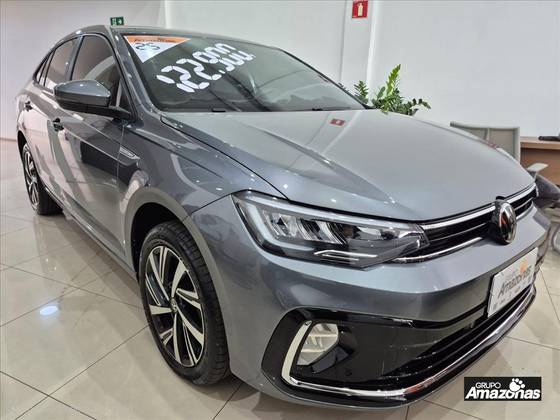 VOLKSWAGEN VIRTUS 1.0 200 TSI HIGHLINE AUTOMÁTICO