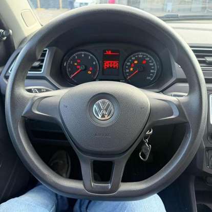 VOLKSWAGEN-VOYAGE-1.0 12V MPI TOTALFLEX 4P MANUAL VOLKSWAGEN-VOYAGE-2022
