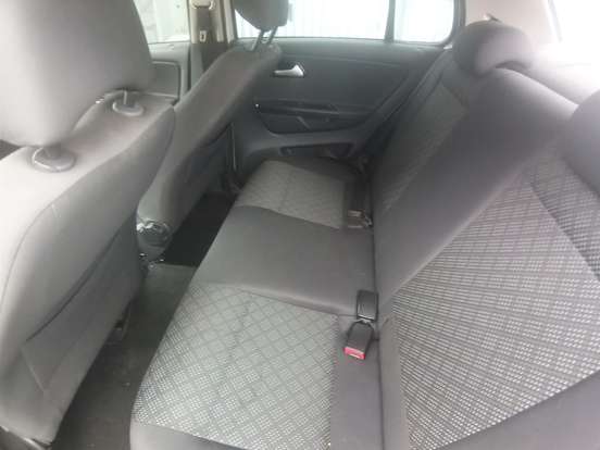 VOLKSWAGEN-FOX-1.6 MSI TRENDLINE 8V FLEX 4P MANUAL VOLKSWAGEN-FOX-2016