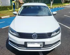 VOLKSWAGEN JETTA 1.4 16V TSI TRENDLINE GASOLINA 4P TIPTRONIC VOLKSWAGEN JETTA 1.4 16V TSI TRENDLINE GASOLINA 4P TIPTRONIC