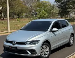 VOLKSWAGEN POLO 1.0 MPI MANUAL VOLKSWAGEN POLO 1.0 MPI MANUAL