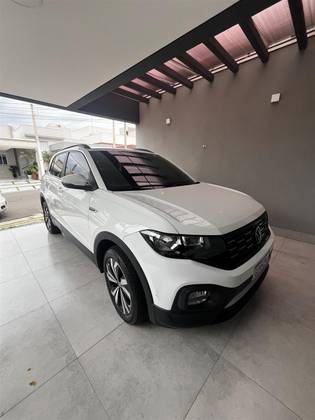 VOLKSWAGEN T-CROSS 1.0 200 TSI TOTAL FLEX COMFORTLINE AUTOMÁTICO