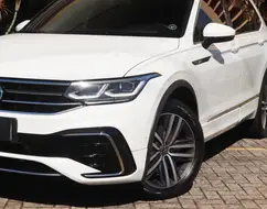 VOLKSWAGEN TIGUAN 2.0 300 TSI GASOLINA ALLSPACE R-LINE AUTOMÁTICO VOLKSWAGEN TIGUAN 2.0 300 TSI GASOLINA ALLSPACE R-LINE AUTOMÁTICO