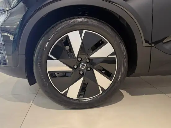 VOLVO-C40-P6 RECHARGE ELECTRIC PLUS VOLVO-C40-2023