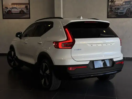 VOLVO-EX40-P6 RECHARGE ELECTRIC PLUS VOLVO-EX40-2024