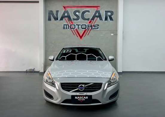 VOLVO-S60-2011